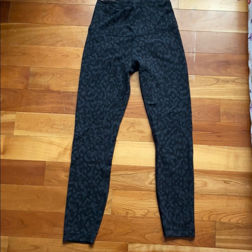 🍋 lululemon Wunder Train High Rise Tight 25”